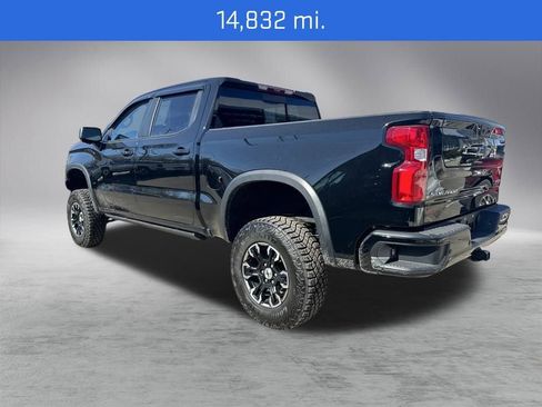 Used 2025 Chevrolet Silverado 1500 ZR2 w/ Technology Package image 3