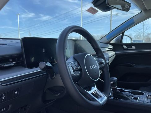 New 2026 Kia K5 LXS image 9