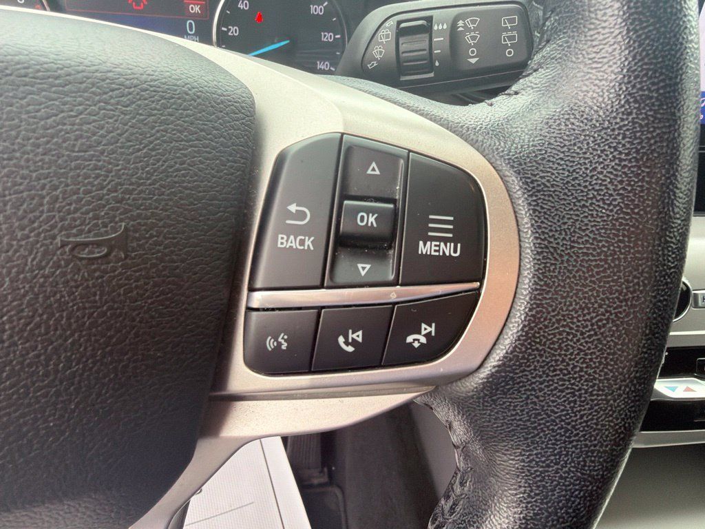 Used 2021 Ford Explorer XLT AWD/4WD image 20