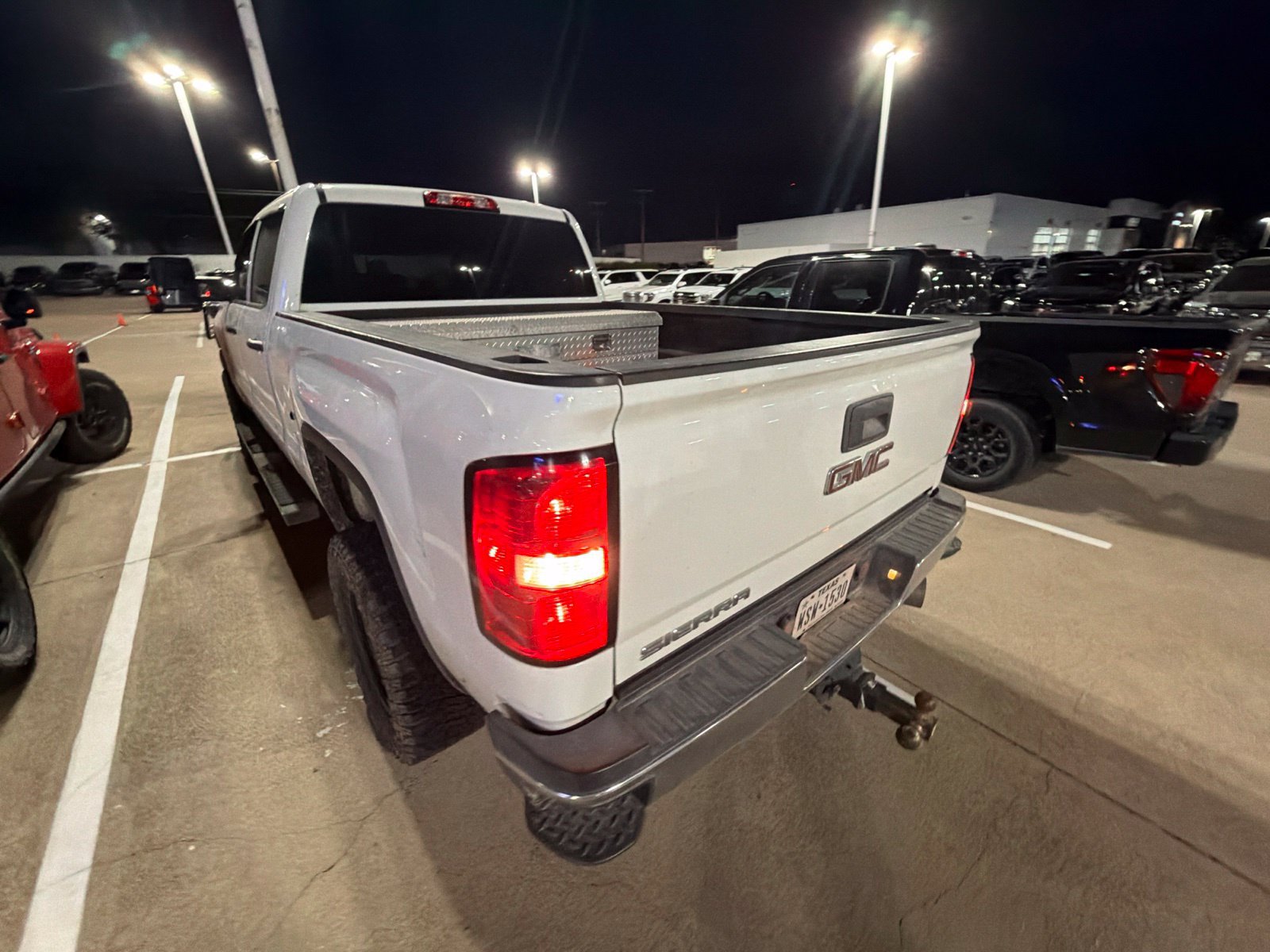 Used 2018 GMC Sierra 2500 4x4 Crew Cab w/ Sierra Convenience Package image 13