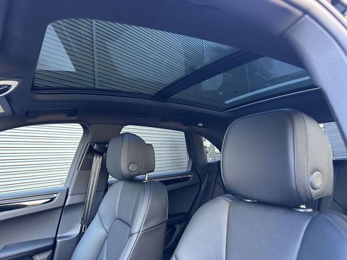New 2026 Porsche Macan AWD/4WD image 6