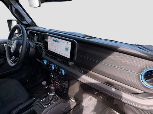 Used 2024 Jeep Wrangler Unlimited Rubicon 4xe w/ Technology Group image 29