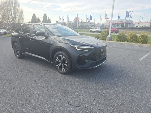 Used 2024 Subaru Solterra Premium image 1