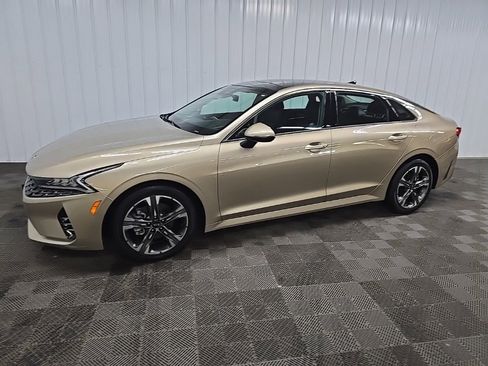 Used 2021 Kia K5 EX w/ EX Premium Package image 6