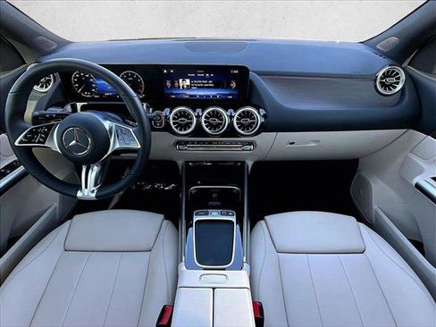 Used 2026 Mercedes-Benz GLA 250 image 16