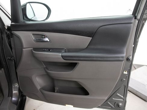 Used 2014 Honda Odyssey EX-L image 12
