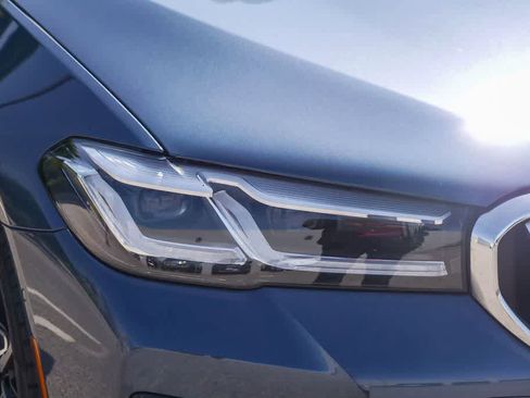 Used 2023 BMW 530e 530e w/ M Sport Package image 4