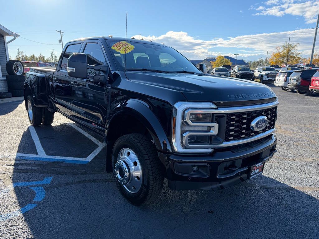 Used 2025 Ford F450 Platinum w/ FX4 Off-Road Package AWD/4WD image 7