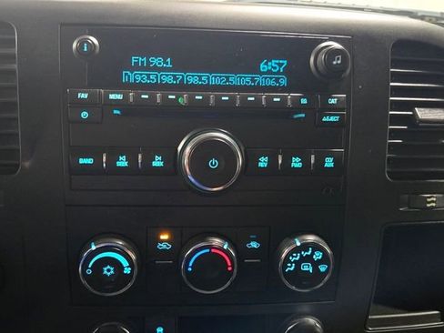 Used 2012 Chevrolet Silverado 2500 LT image 25