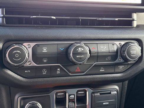 New 2026 Jeep Wrangler Unlimited Sport AWD/4WD image 19