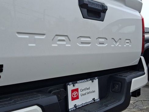 Certified 2024 Toyota Tacoma TRD Off-Road image 30