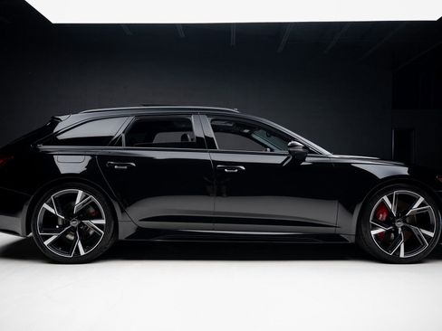 Used 2022 Audi RS 6 AWD/4WD image 33