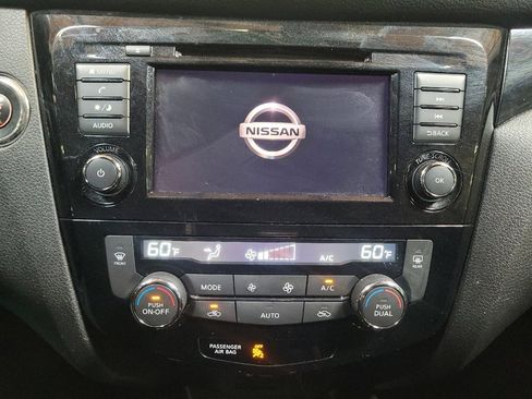 Used 2020 Nissan Rogue Sport SV FWD image 25