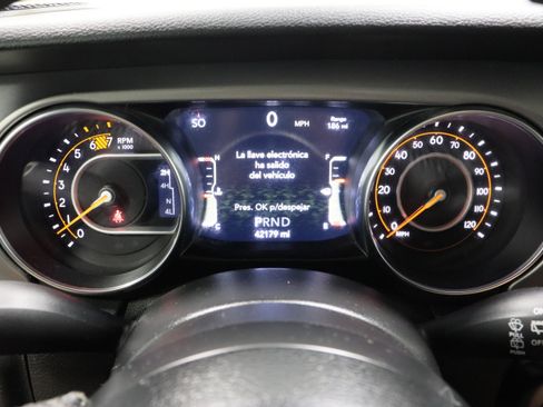 Used 2021 Jeep Wrangler Unlimited Sport image 39