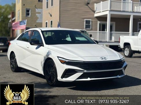 Used 2026 Hyundai Elantra Sport FWD image 3