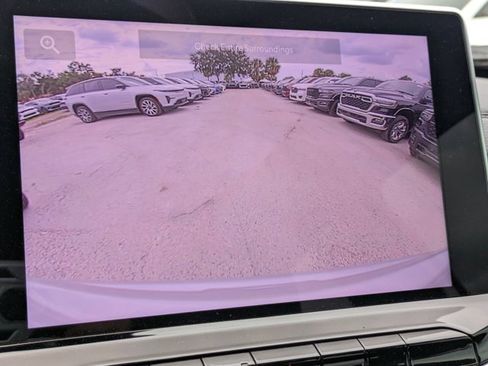 New 2026 Jeep Compass Latitude image 18