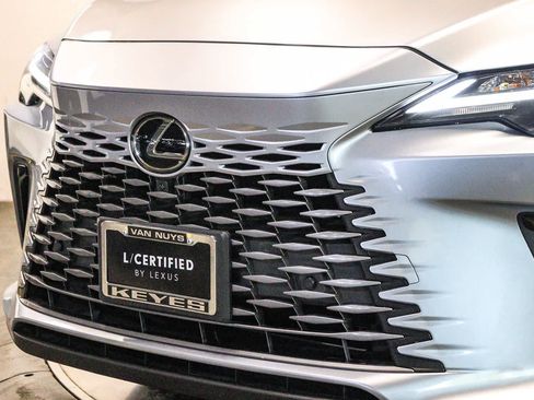 Used 2024 Lexus RX 350 Premium w/ Accessory Package (Z1) FWD image 8