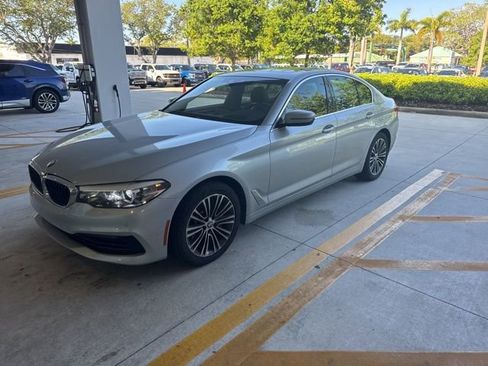 Used 2019 BMW 530i w/ Convenience Package RWD image 1