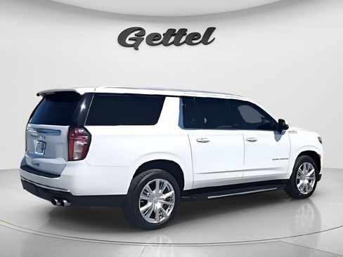 Used 2021 Chevrolet Suburban High Country image 8