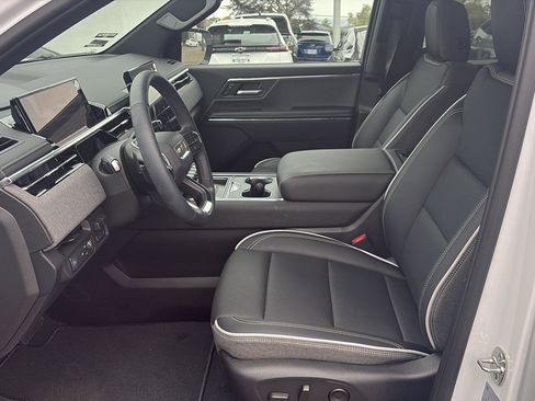 Used 2026 GMC Sierra EV Elevation image 14