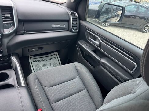 Used 2021 RAM 1500 Big Horn AWD/4WD image 36