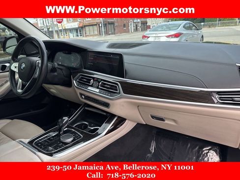 Used 2019 BMW X7 xDrive50i w/ Premium Package image 14