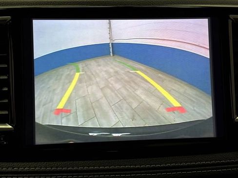 Used 2025 Chrysler Pacifica Limited image 11