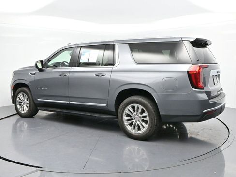 Used 2022 GMC Yukon XL SLT AWD/4WD image 5