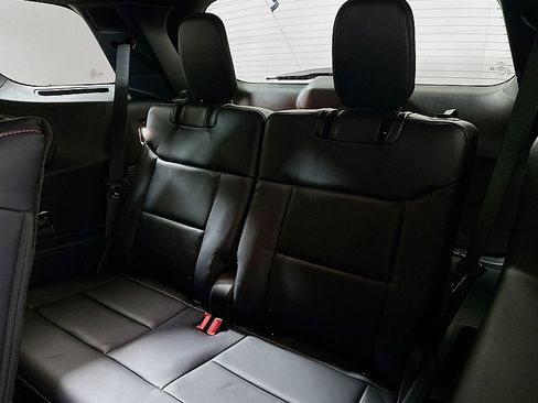 New 2026 Ford Explorer ST-Line w/ ST-Line Street Pack image 9