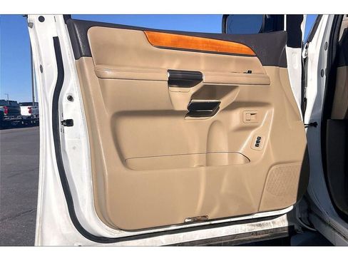 Used 2013 Nissan Armada Platinum w/ Platinum Reserve Pkg image 25