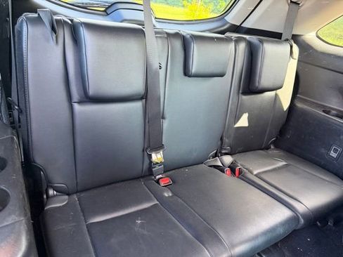 Used 2019 Toyota Highlander Limited Platinum AWD/4WD image 8