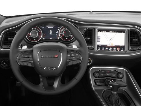 Used 2017 Dodge Challenger R/T RWD image 10