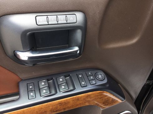 Used 2015 Chevrolet Silverado 2500 High Country w/ Duramax Plus Package AWD/4WD image 12