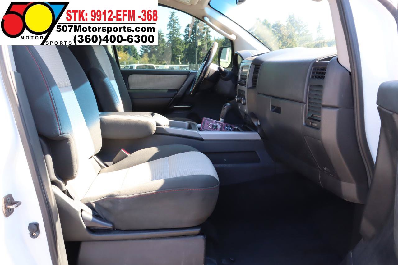 Used 2011 Nissan Titan PRO-4X AWD/4WD image 17
