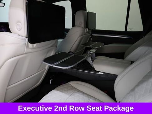 Used 2026 Cadillac Escalade V AWD/4WD image 12