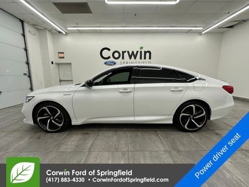 Used 2022 Honda Accord Sport image 2