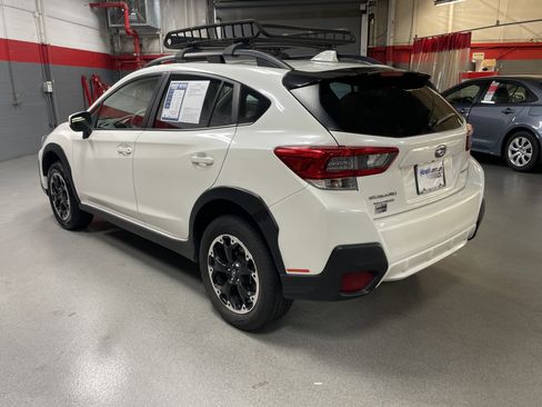 Used 2021 Subaru Crosstrek 2.0i Premium image 8