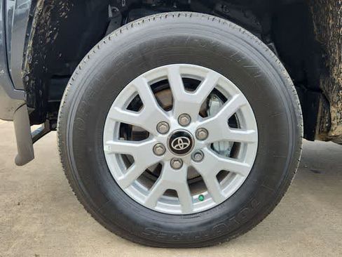 Used 2025 Toyota Tacoma SR5 image 13