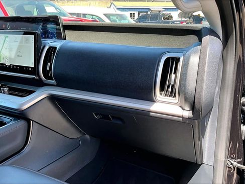 Used 2025 Ford Expedition Max Active image 19