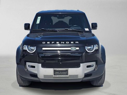 Used 2023 Land Rover Defender 110 AWD/4WD image 8