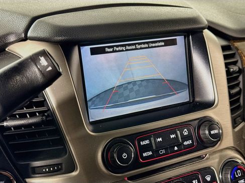 Used 2015 GMC Yukon Denali w/ Touring Package AWD/4WD image 14