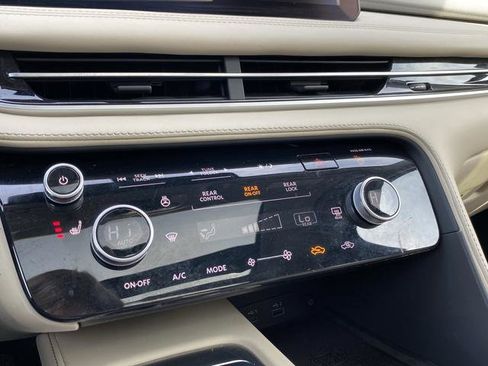 Used 2023 INFINITI QX60 Luxe AWD/4WD image 17