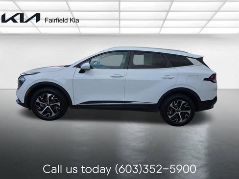 Used 2023 Kia Sportage EX AWD/4WD image 2