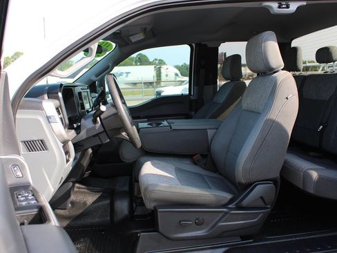 Used 2024 Ford F250 XLT w/ Camper Package AWD/4WD image 19