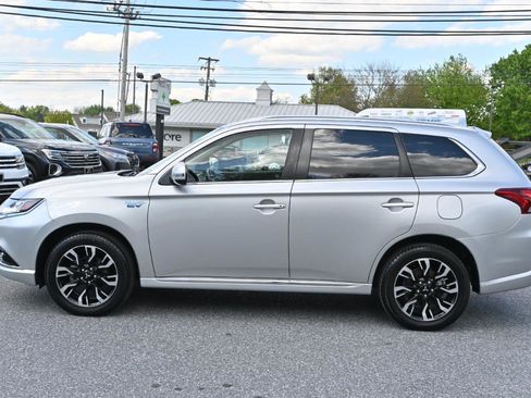 Used 2018 Mitsubishi Outlander SEL AWD/4WD image 8