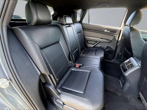Used 2023 Volkswagen Atlas Cross Sport SE AWD/4WD image 23