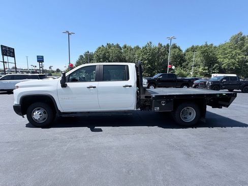 Used 2024 Chevrolet Silverado 3500 W/T w/ Snow Plow Prep Package AWD/4WD image 5