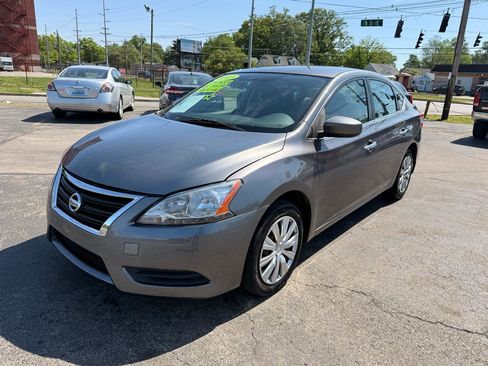Used 2015 Nissan Sentra SV w/ Navigation Package image 3