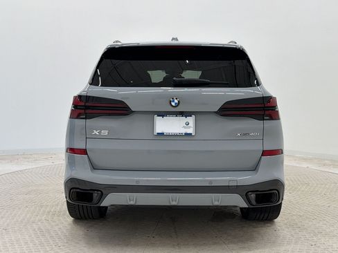 Used 2024 BMW X5 xDrive40i w/ M Sport Package AWD/4WD image 10