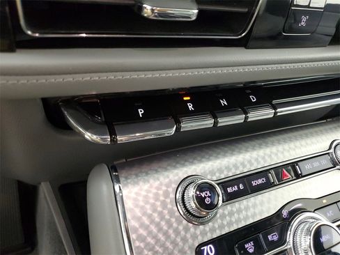 Used 2020 Lincoln Aviator Grand Touring w/ Class IV Trailer Tow Package image 29